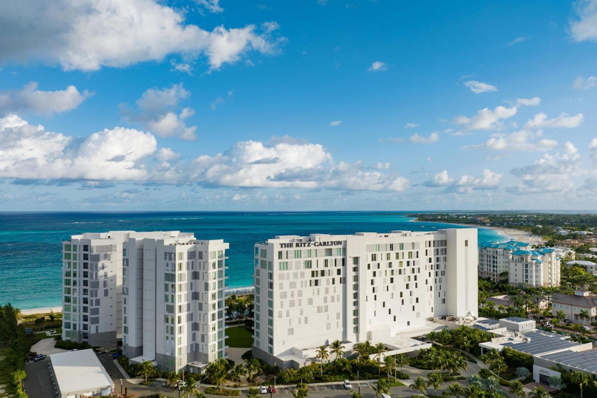 The Ritz-Carlton, Turks & Caicos Hotel Grace Bay Exterior photo